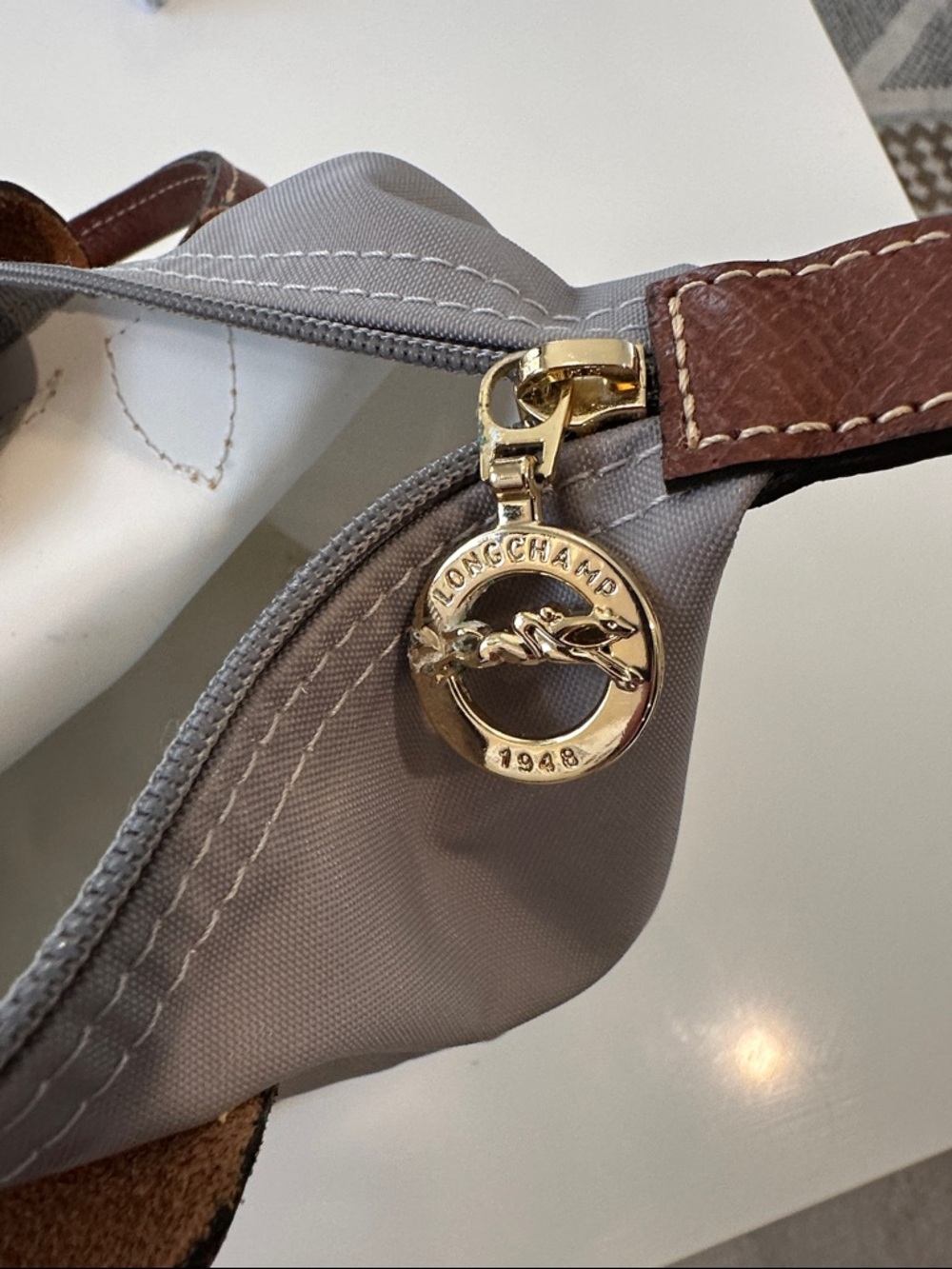 Longchamp Small La Pliage Tote in Light Gray - Picture 3 of 9